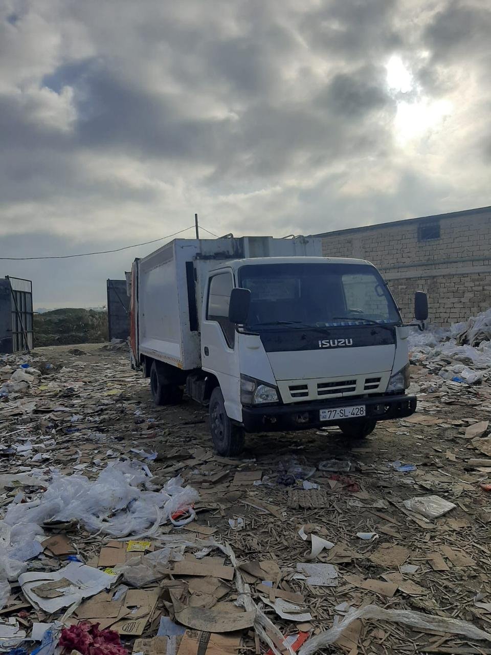 WhatsApp Image 2025-03-07 at 18.33.00 (1)