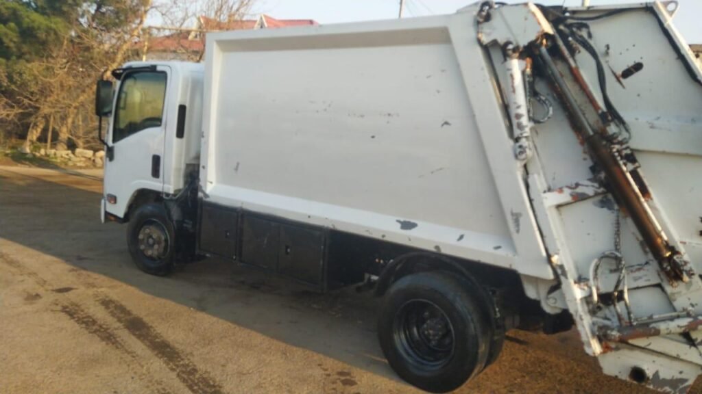 WhatsApp Image 2025-03-07 at 18.33.00